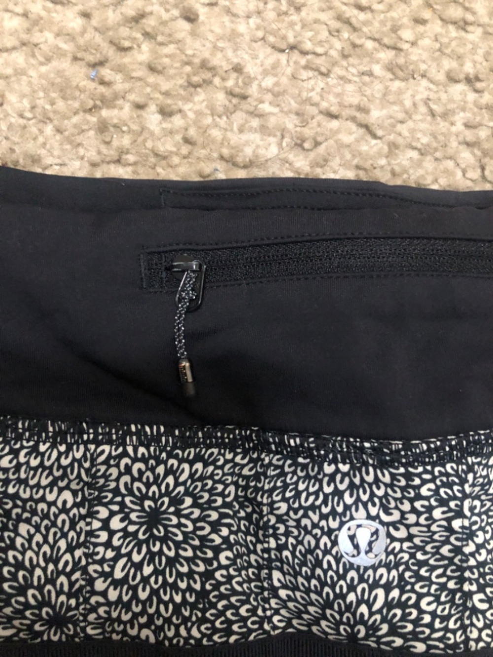 lululemon athletica Circuit Breaker Skirt II size 10 great conditions - Picture 4 of 9